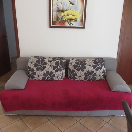 Apartments Karaba Pakoštane Стая снимка