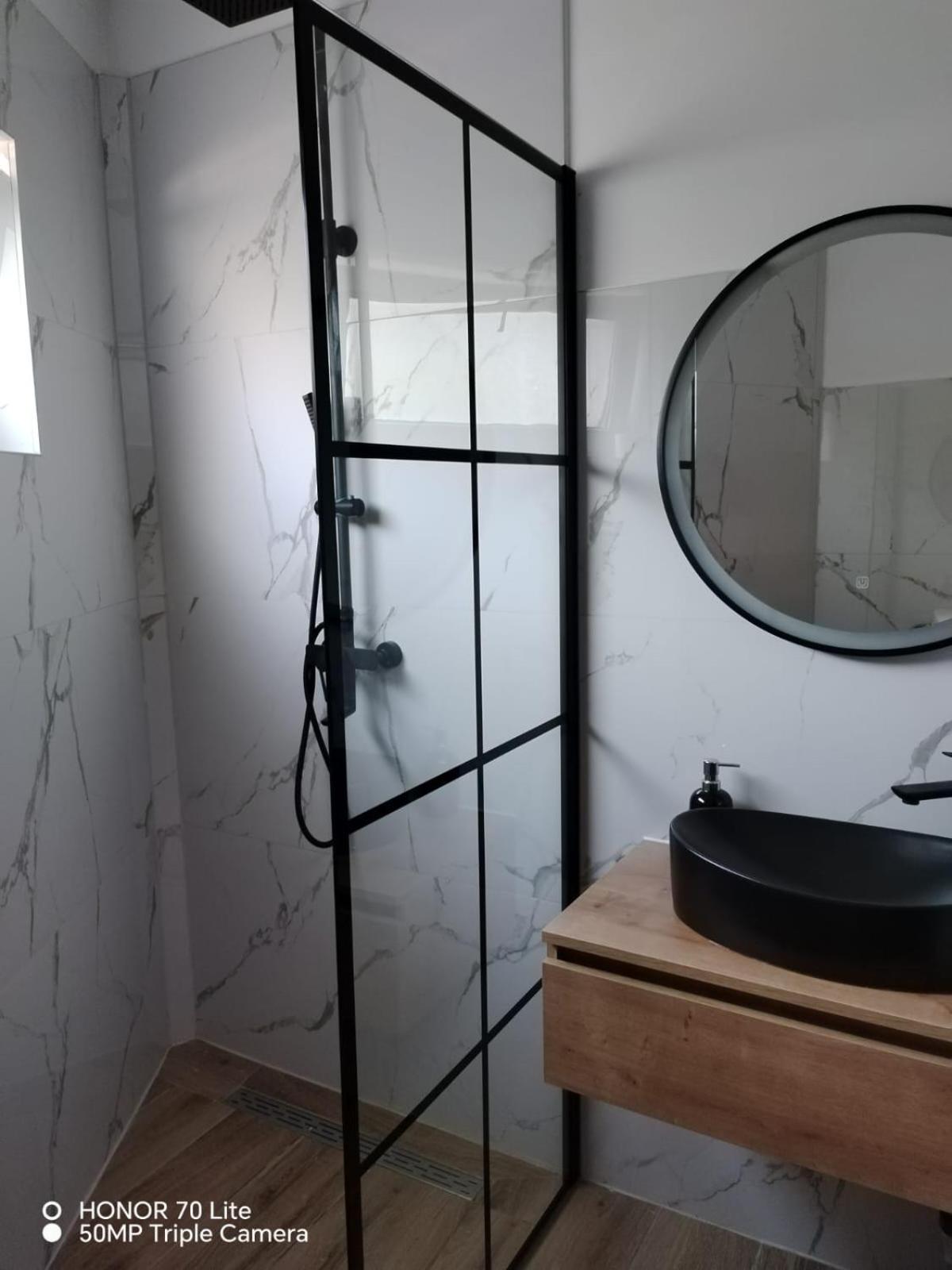 Apartments Karaba Pakoštane Екстериор снимка