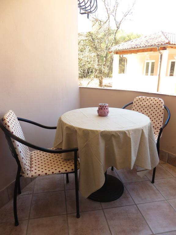 Apartments Karaba Pakoštane Екстериор снимка