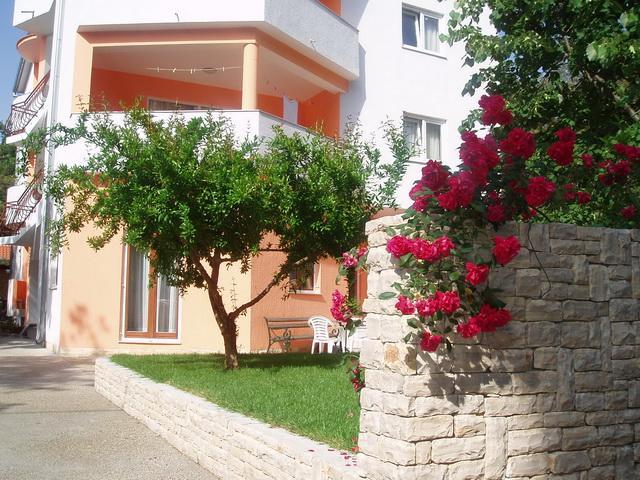Apartments Karaba Pakoštane Екстериор снимка